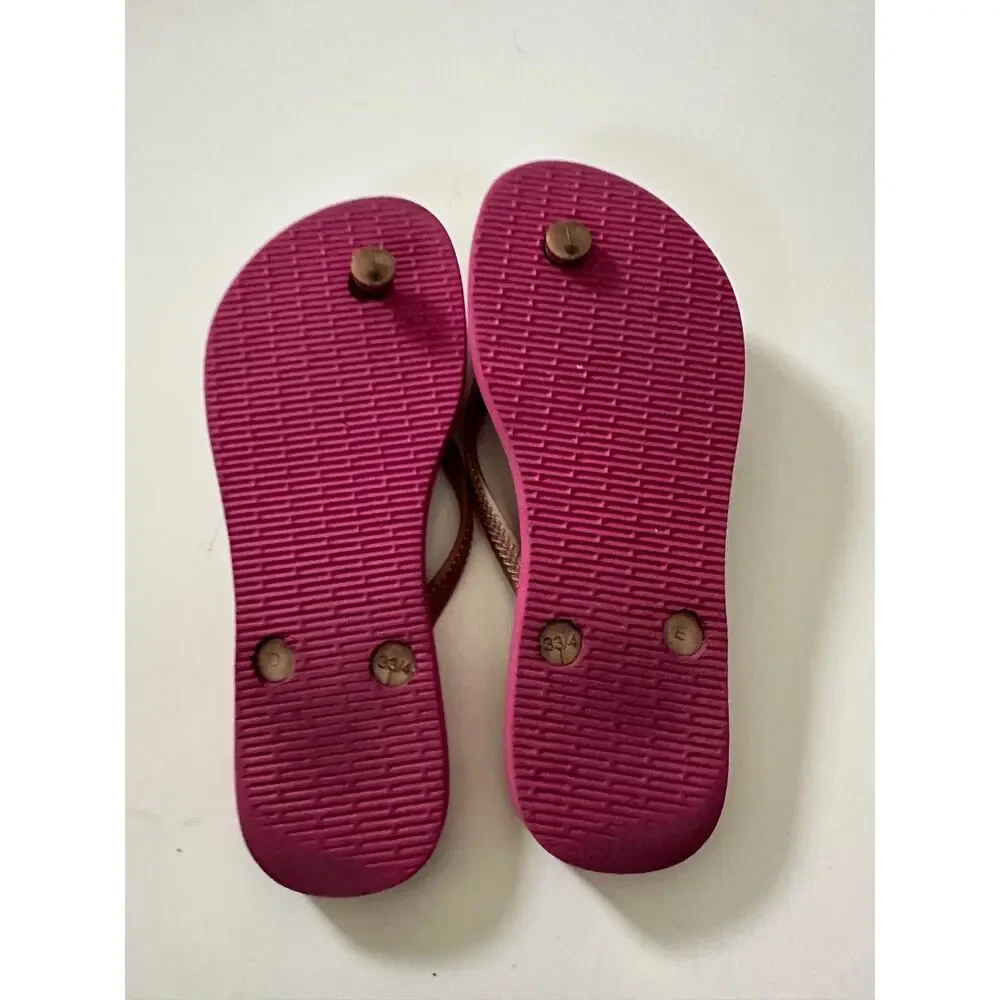 Wonder Woman Havaianas Red Flip Flop size 3 / 4